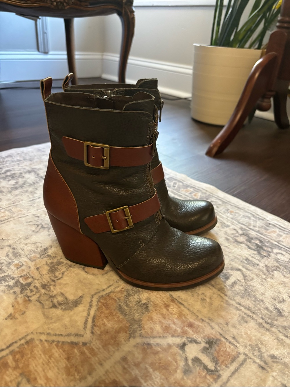 Kork-Ease dark grey Leather Ankle Boots with Brown Strap Accents